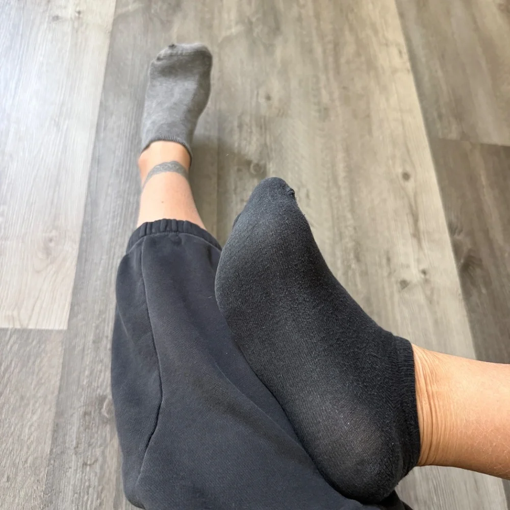 Mismatched Black Gray Ankle Socks Gym Workout Used Women’s Athleisure